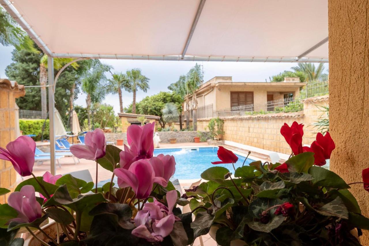 Alelida Villa con piscina Cinisi Exterior foto